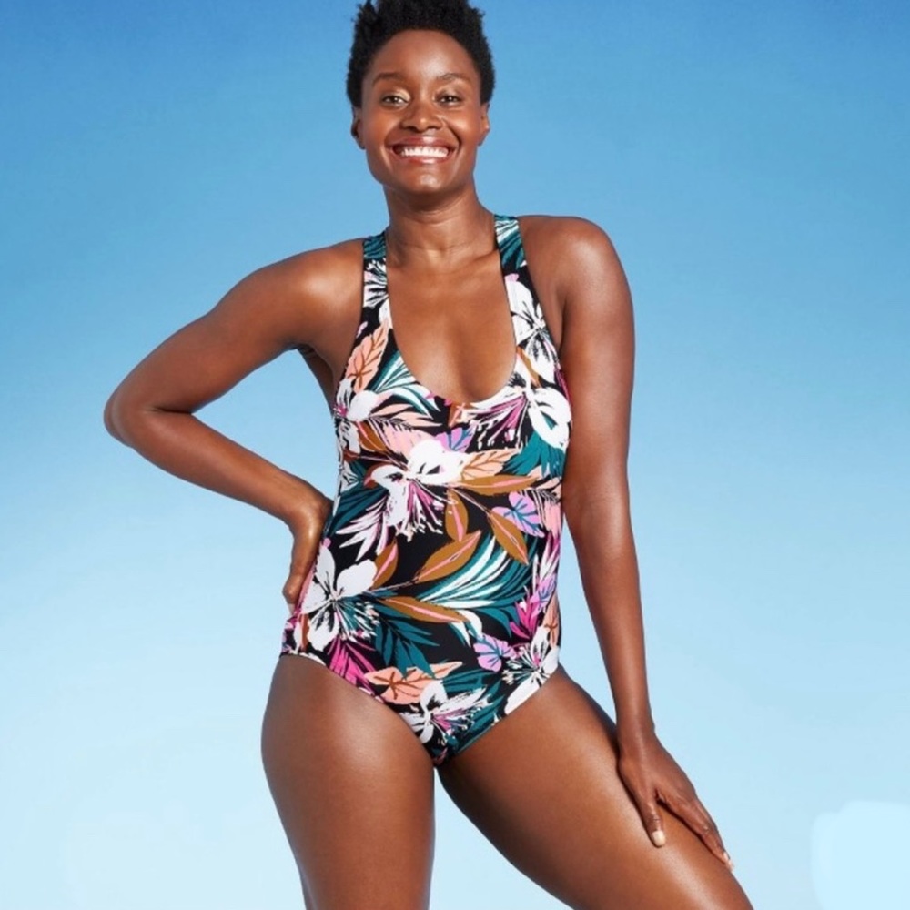 Kona Sol Floral Twist Back One Piece Swimsuit NWT